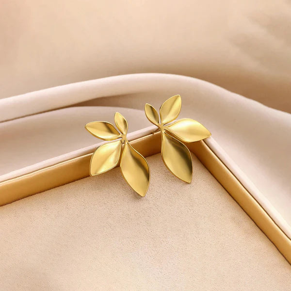 Gold Plated Anti Tarnish Floral Themed Earrings For Girls Women