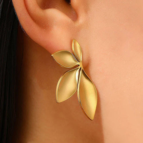 Gold Plated Anti Tarnish Floral Themed Earrings For Girls Women