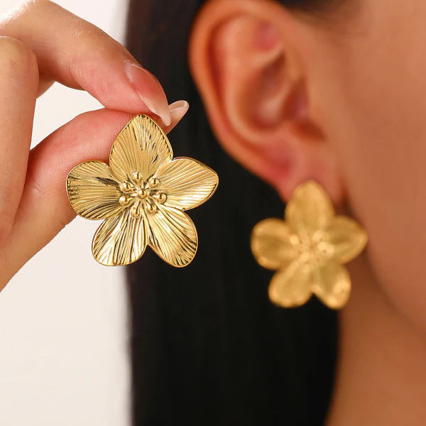 Gold Plated Anti Tarnish Floral Themed Flower Earrings For Girls